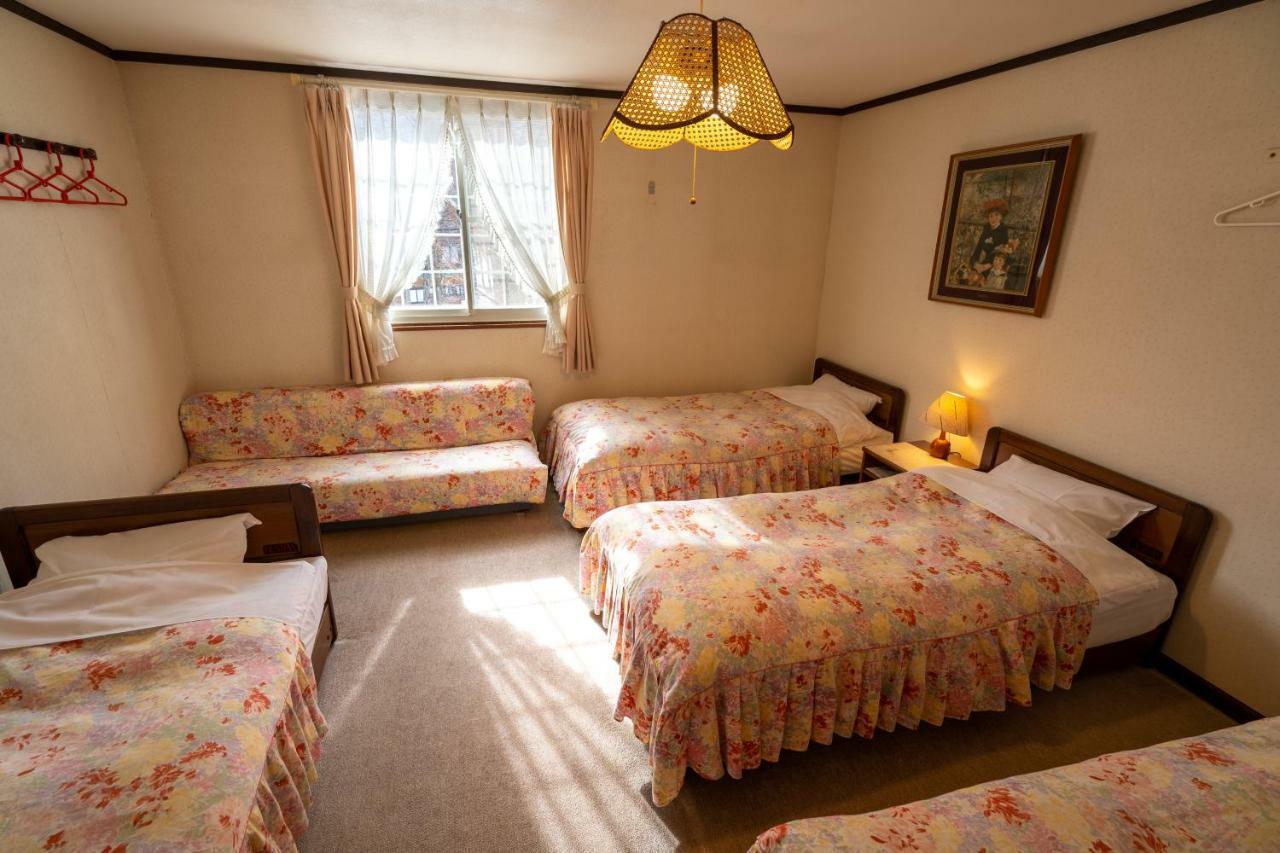 ピュアモール ミモザ Hotel Hakuba Buitenkant foto